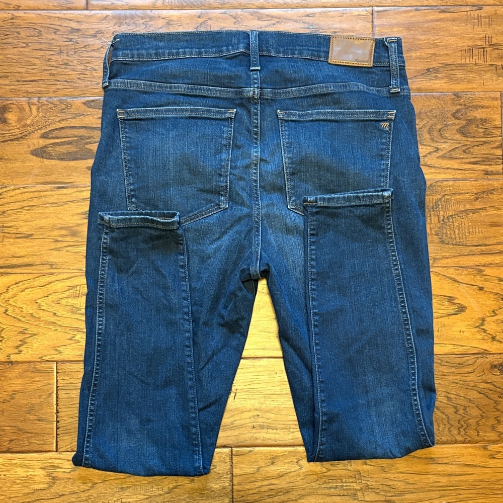 Madewell 10” High Rise Skinny Dark Wash Jeans - Picture 5 of 8